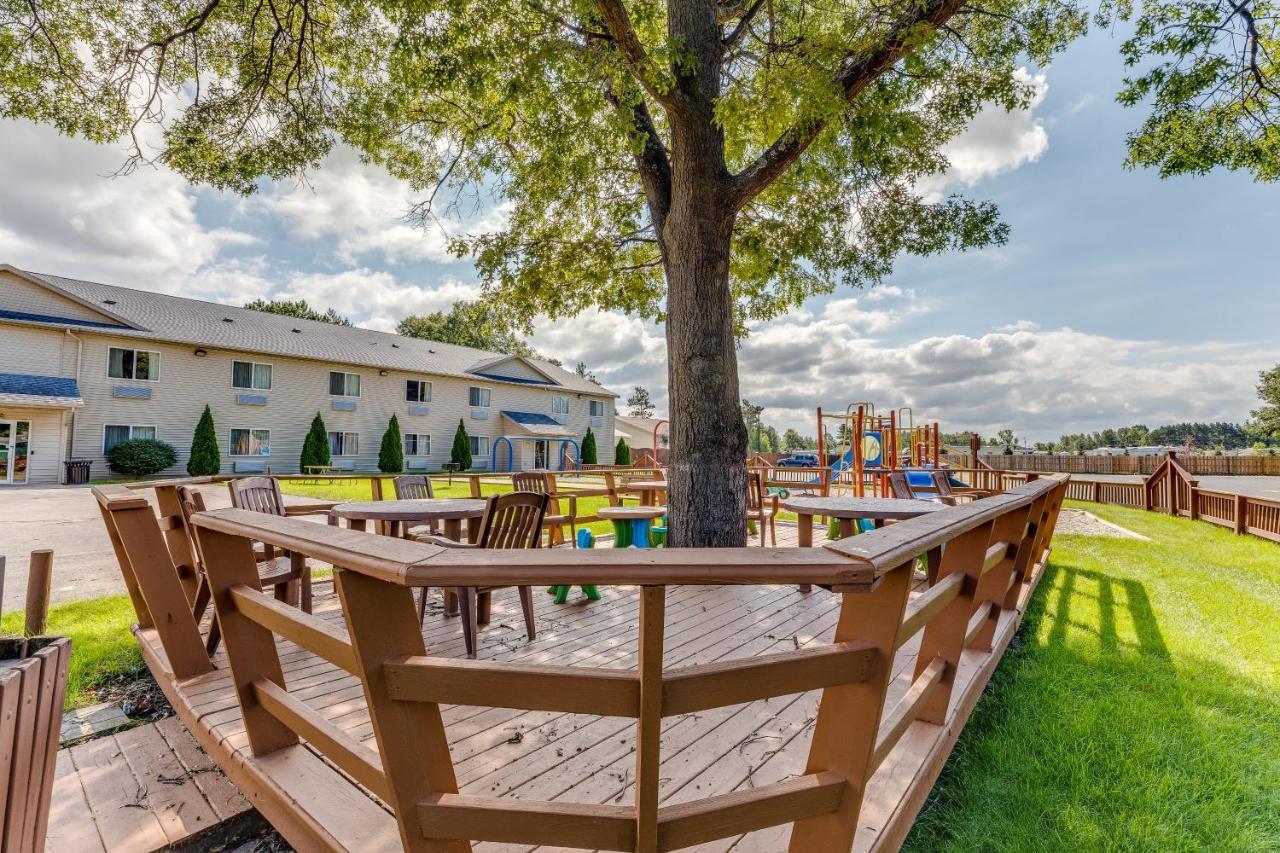 Best Western Lakewinds Ludington Exterior foto